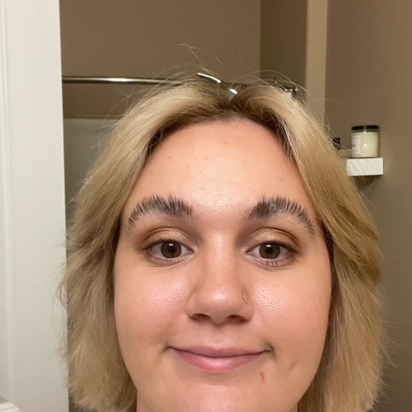 Meet your Posher, Alexis - Picture 5 of 5